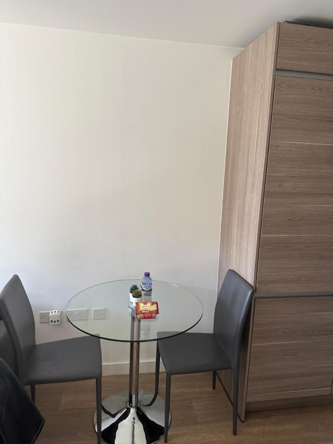 Luxury One Bedroom Apartment London Exterior foto